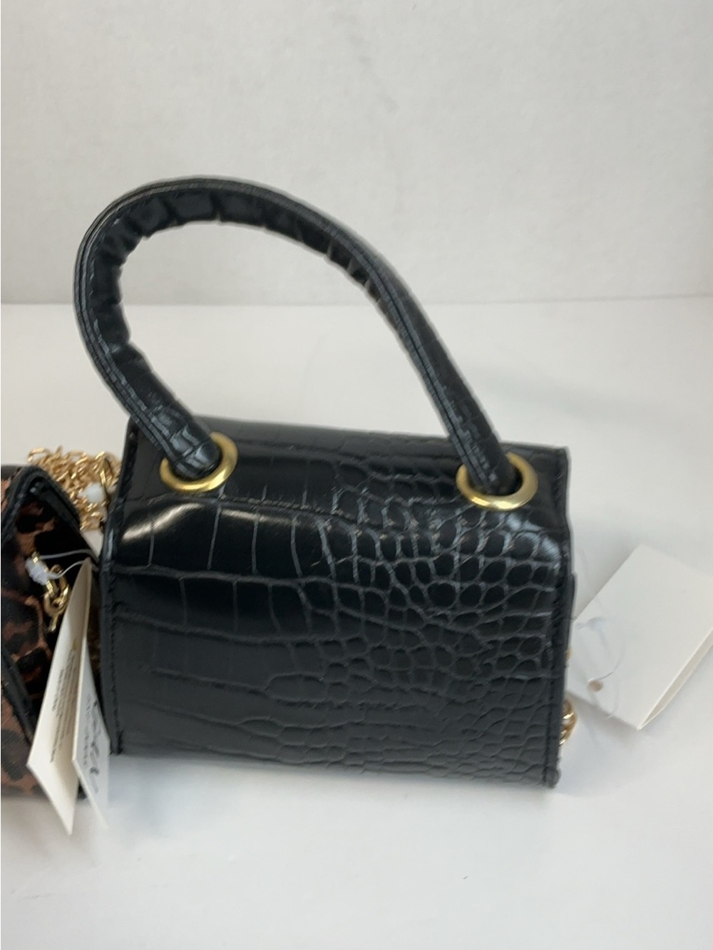 Combo Fashion Mini bags constructed from vegan leather. - Picture 8 of 11